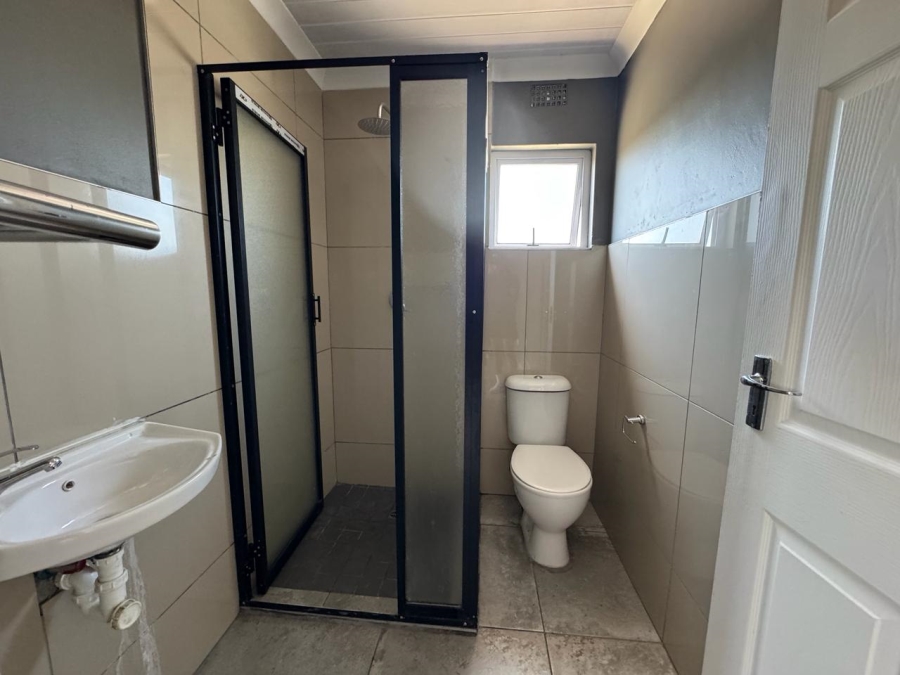 To Let 1 Bedroom Property for Rent in Forest Heights Western Cape